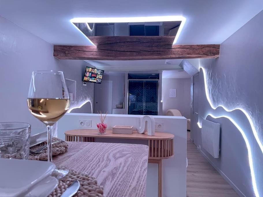A La Folie - Loft & Spa Montrevault Zewnętrze zdjęcie