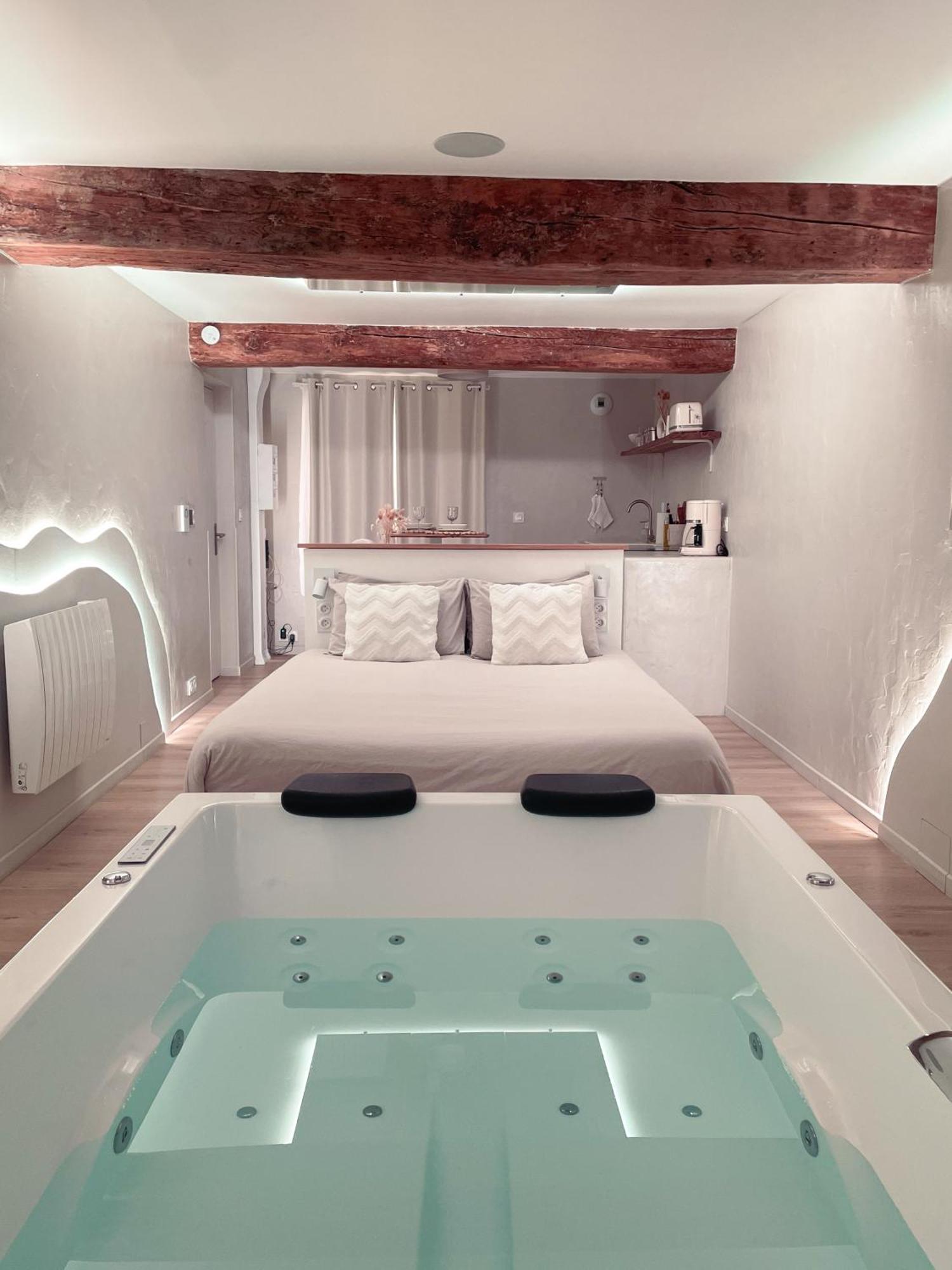 A La Folie - Loft & Spa Montrevault Zewnętrze zdjęcie